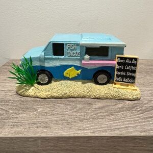 Top Fin Taco Truck Aquarium Ornament.
